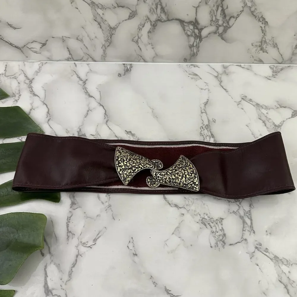 Clara For Firenze Womens Vintage 80s Leather Belt Size Xs Red Gold Latch Buckle